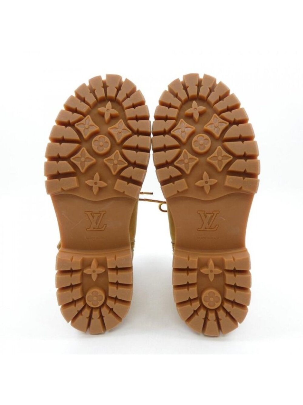 Louis Vuitton LV Timberland Ankle Boots - Picture 4 of 6